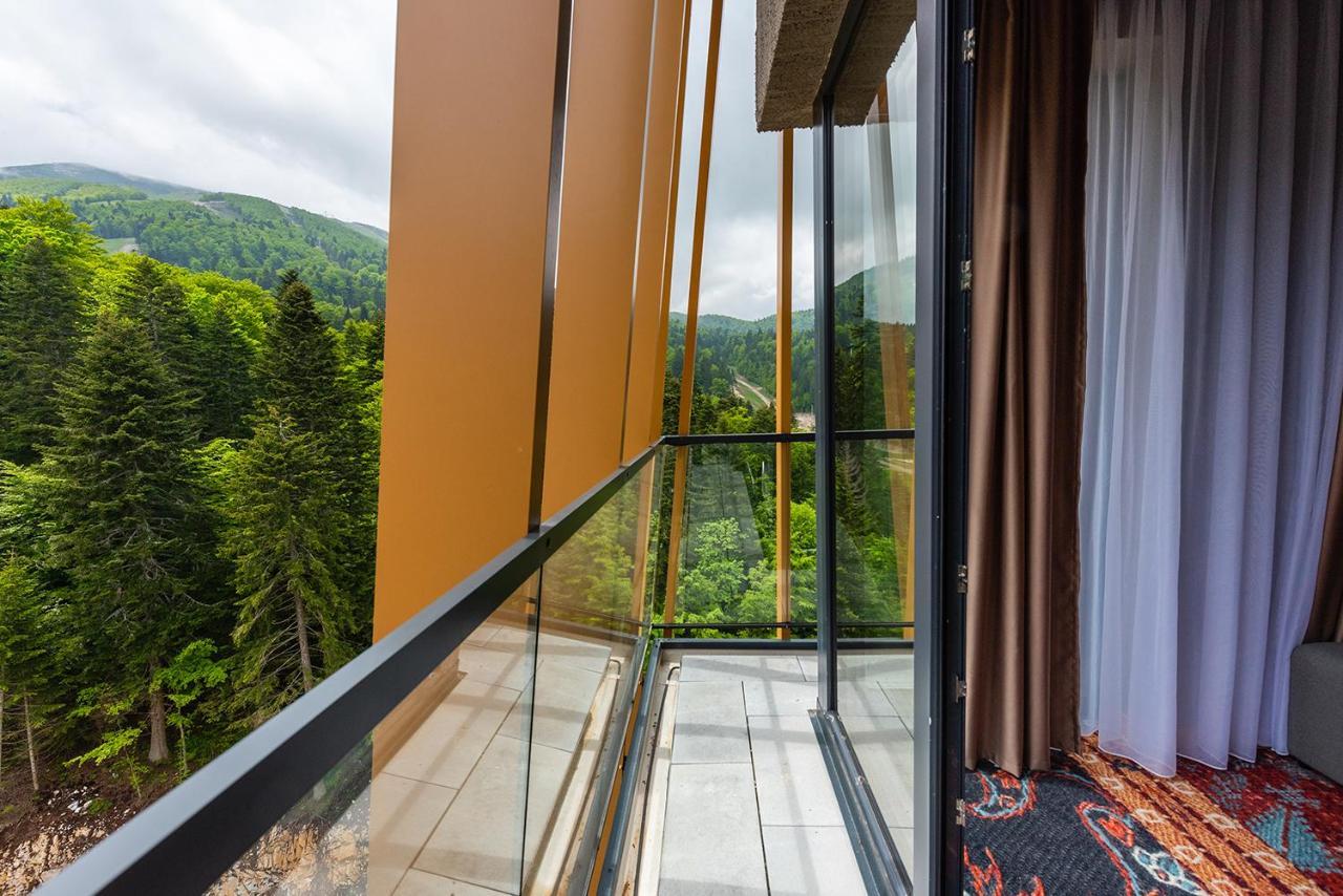 Hotel Nomad Б'єлашница Екстер'єр фото