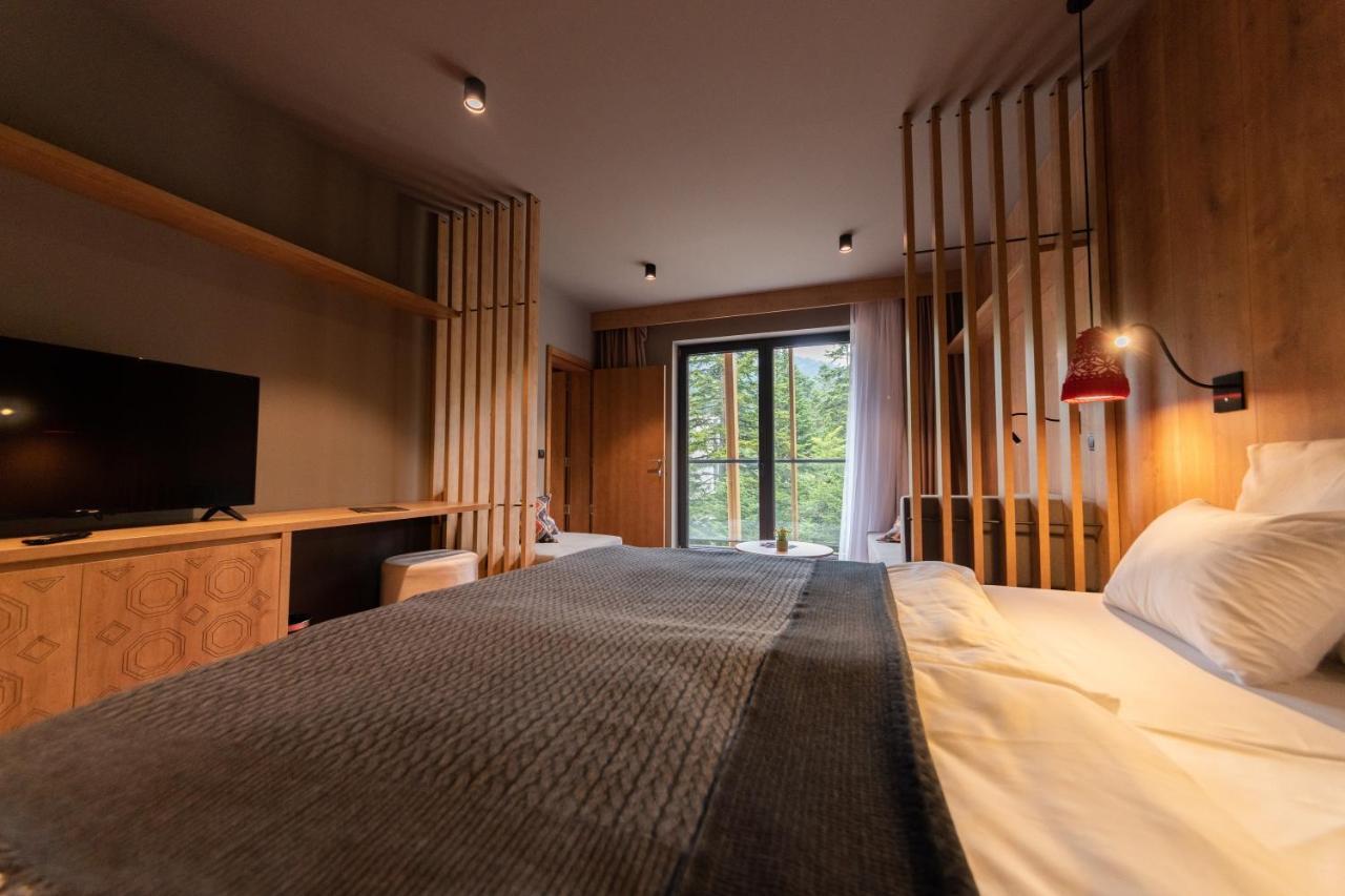 Hotel Nomad Б'єлашница Екстер'єр фото