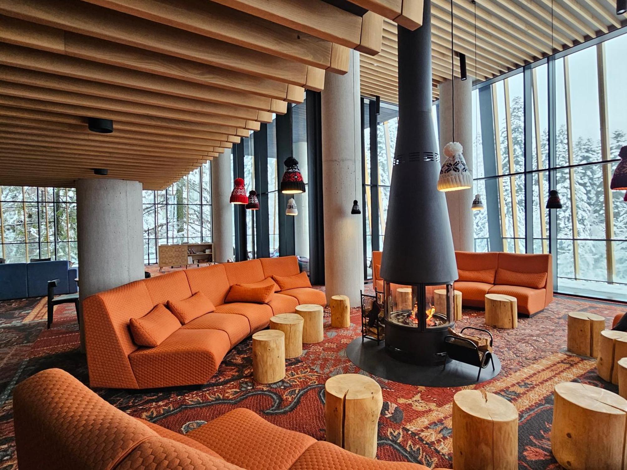 Hotel Nomad Б'єлашница Екстер'єр фото